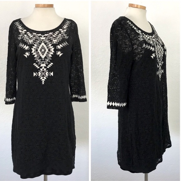 Express Dresses & Skirts - Express | Black & White Boho 3/4 Sleeve Dress